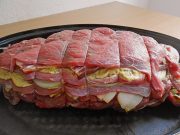 Recept na vrstvenou cikánskou pečeni: Když toto postavíte na stůl, všem okolo se začnou okamžitě sbíhat sliny!