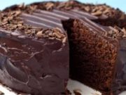 Zapomeňte na vysušené buchty, toto se na jazyku rozplývají jako obláček! Recept na jednoduchou čokoládovou buchta bez vajec