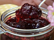 Prostě pohádka: Nepřekonatelný recept na lahodný džem z višní, takový v obchodě nekoupíte!